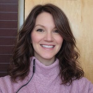 Meet your Posher, Stacie at Rose Boutique